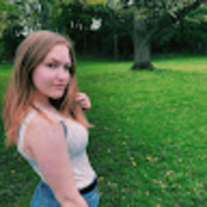 Meet your Posher, Ella